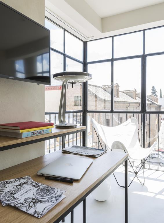 Thesuites Sevilla מראה חיצוני תמונה